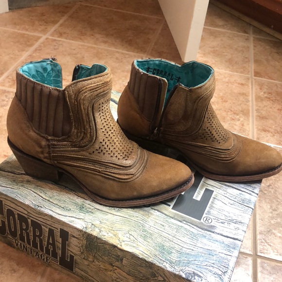 Booties - Picture 3 of 8